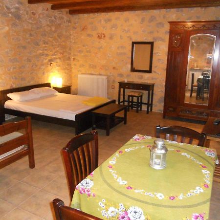 Villas Guest House Vathí Esterno foto