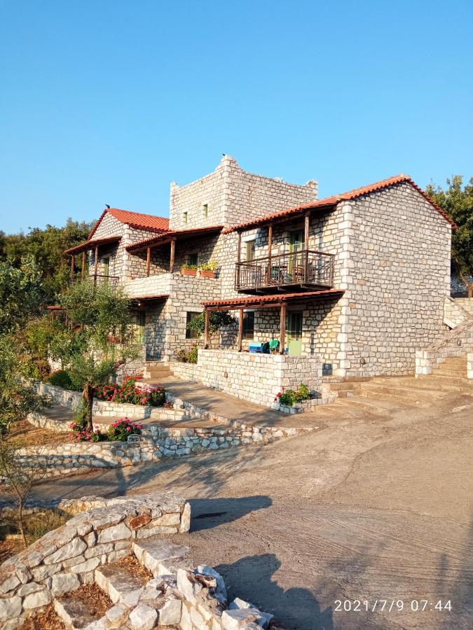 Villas Guest House Vathí Esterno foto