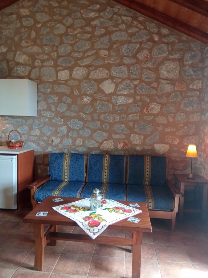Villas Guest House Vathí Esterno foto
